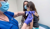 Phát triển vắc xin COVID-19 cho trẻ nhỏ